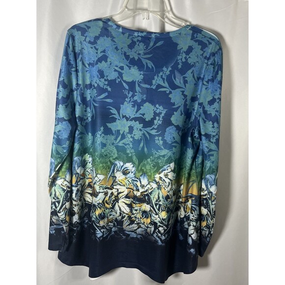 XL One World Blue Floral Woman Top Round Neck - Picture 6 of 8